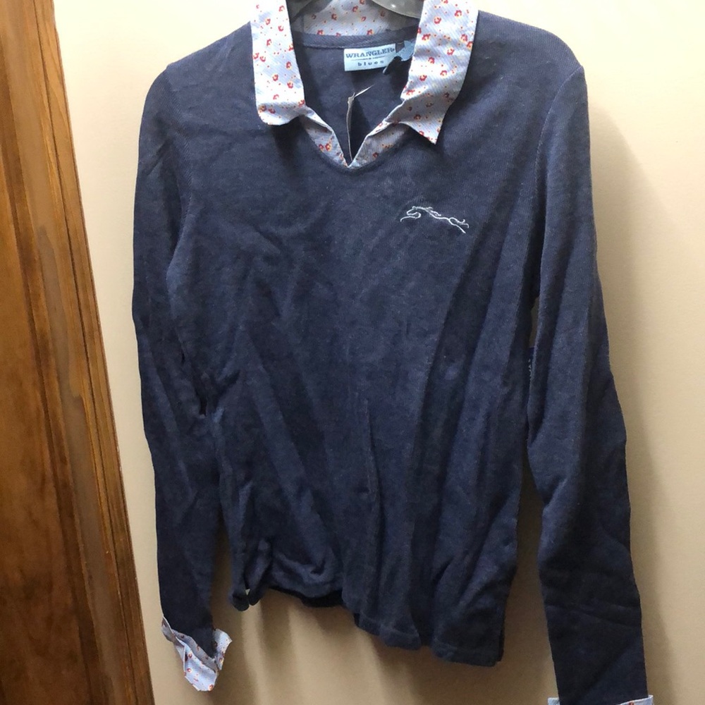 Vintage NWT Wrangler Blues Blouse with collar and cuff acce…